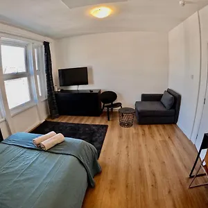 Lovely One Bedroom Flat Apartamento Londres