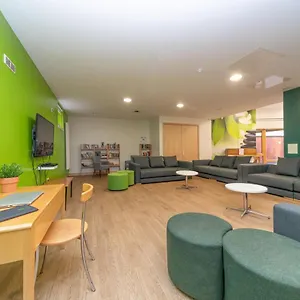 Joivy Affordable 3,4,5 And 12 Bed Private Flats Next To Royal Mile (adults Only) Apartment